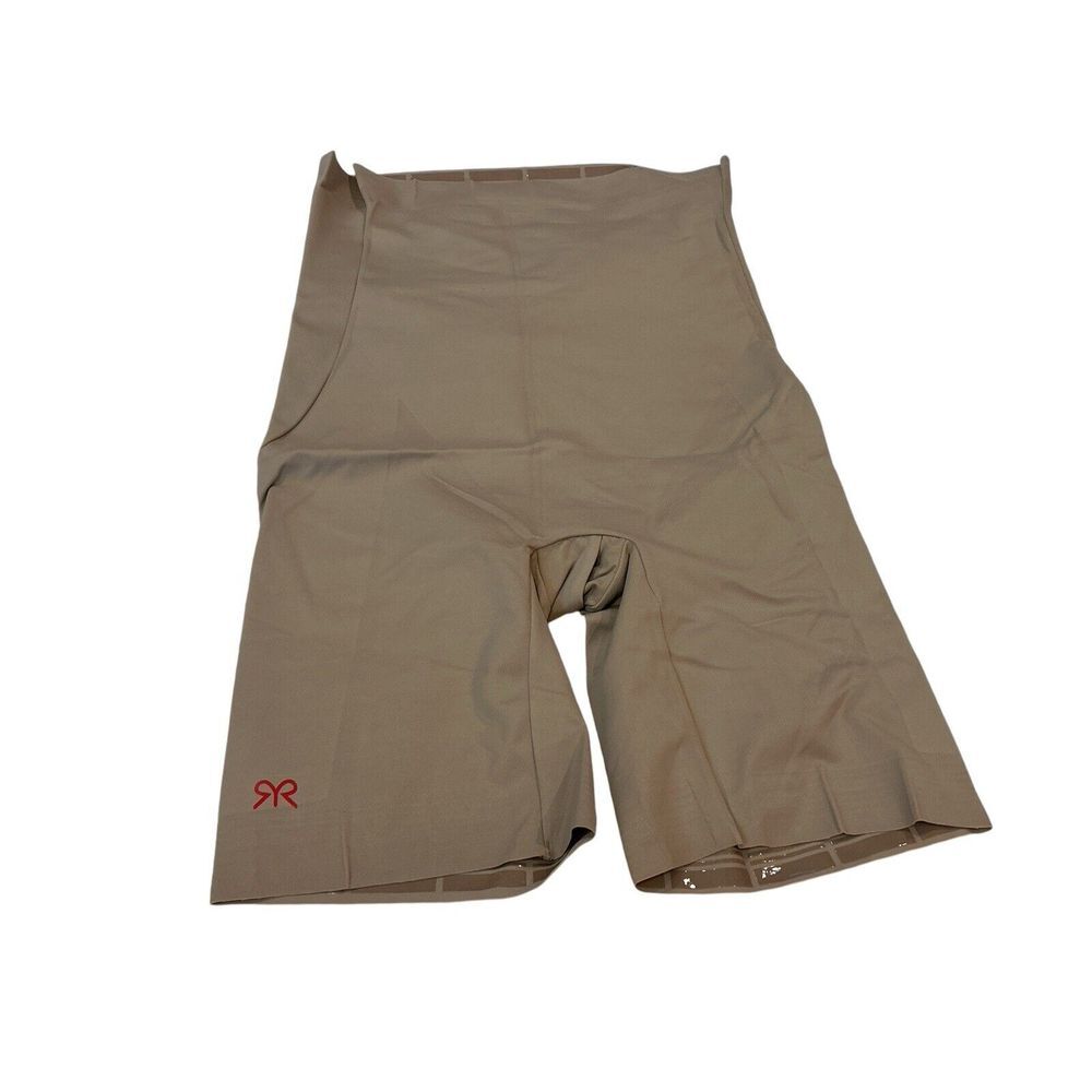 RUBY‎ RIBBON Size Medium HIGH WAIST SHAPING SHORT Style 1995 FAWN